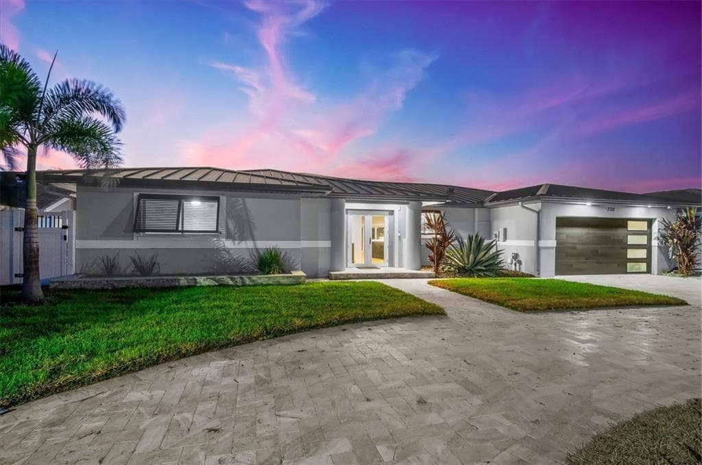 330 LEEWARD ISLAND 3