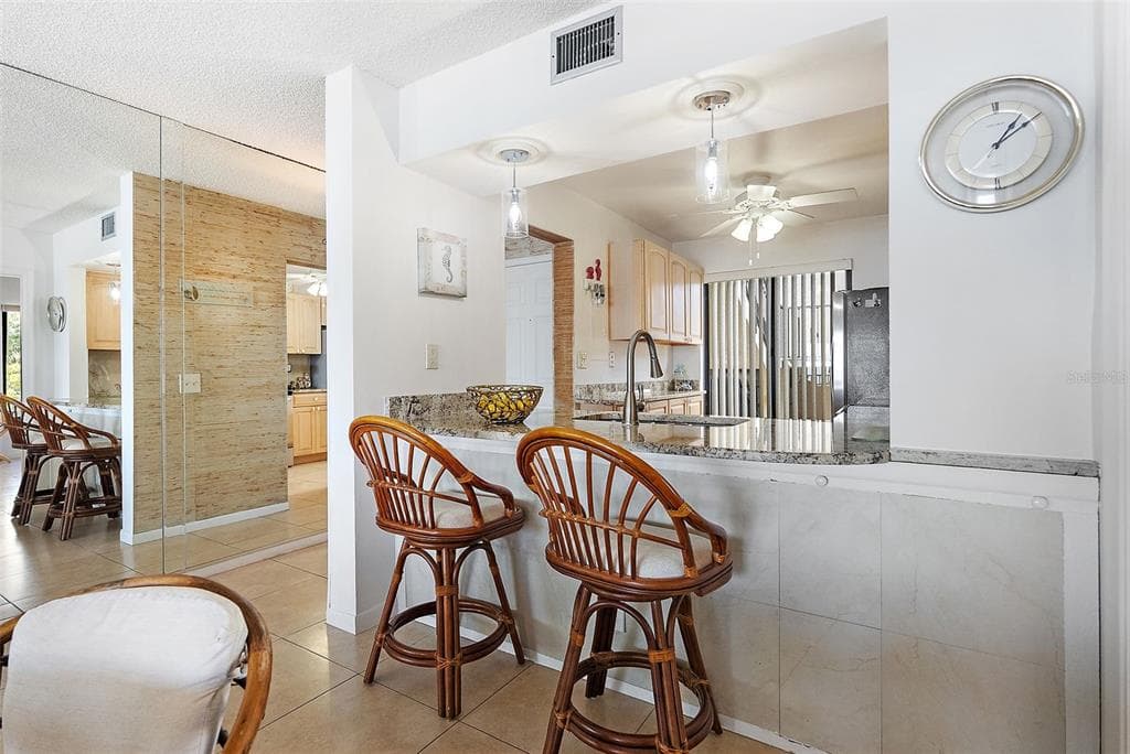 6322 PALMA DEL MAR BOULEVARD S 209 photo 8
