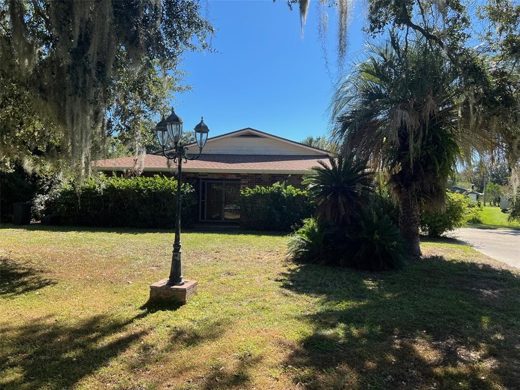 35412 CRESCENT DRIVE photo 1