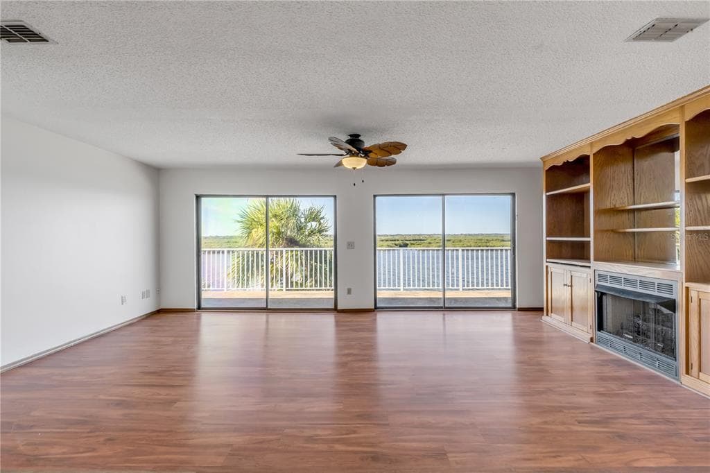 824 EEL AVENUE 5