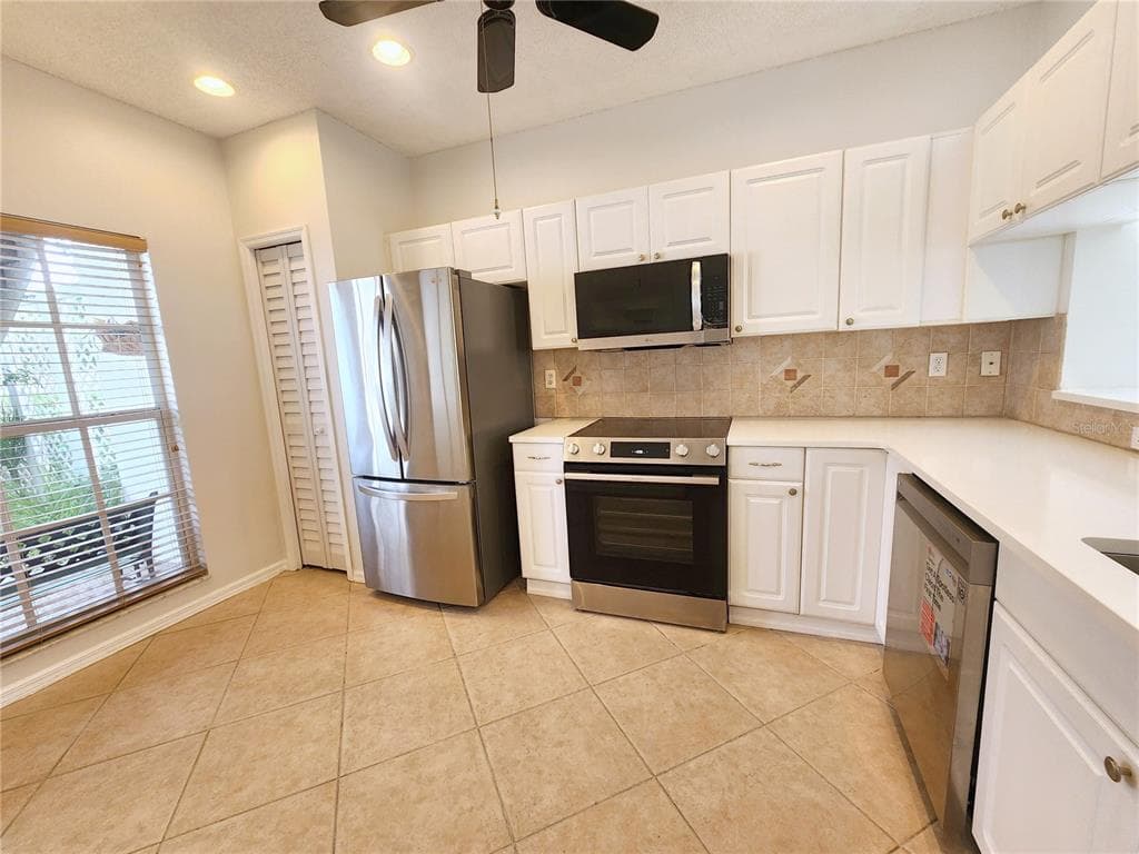 11315 SHIPWATCH LANE 1850 photo 16