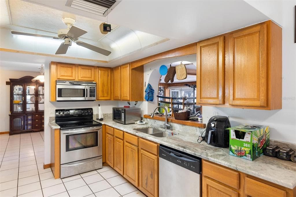 105 COUSLEY DRIVE SE photo 16