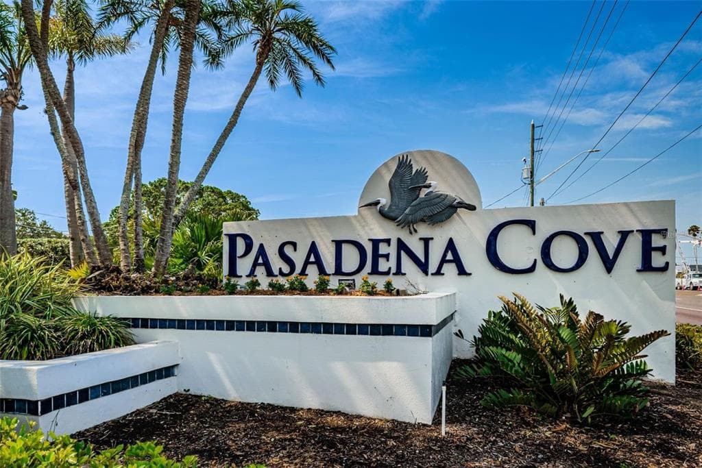 1332 PASADENA AVENUE S 501 photo 9