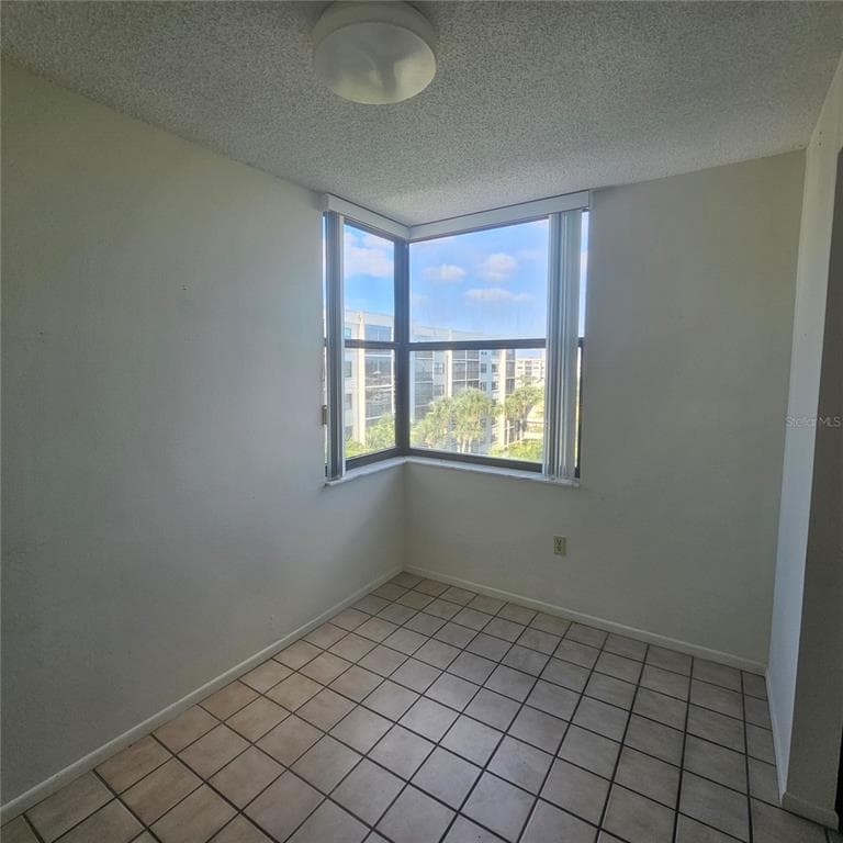 1332 PASADENA AVENUE S 501 photo 14