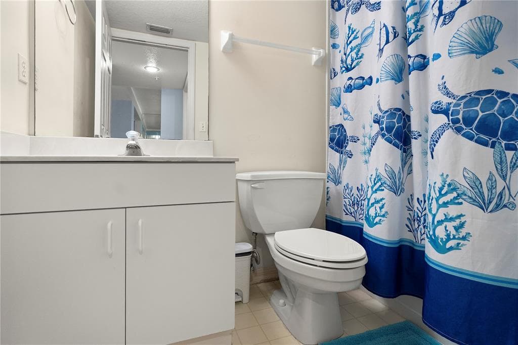 9610 VICTORIA LANE D202 photo 11
