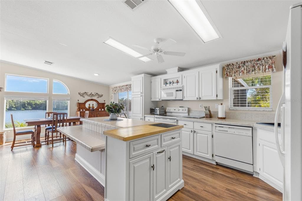 7013 MOUNT PINEY ROAD NE 724 photo 12