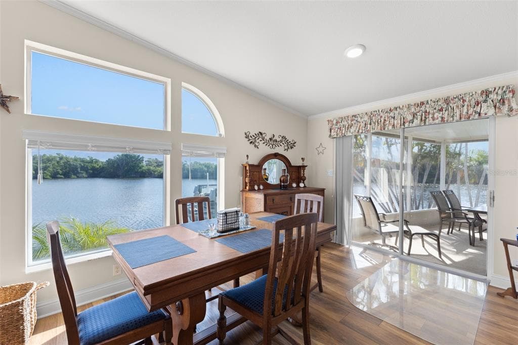 7013 MOUNT PINEY ROAD NE #724 1