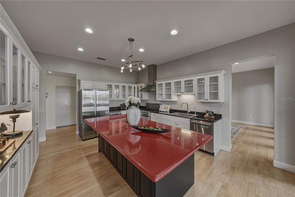 838 MONTEREY BOULEVARD NE photo 14
