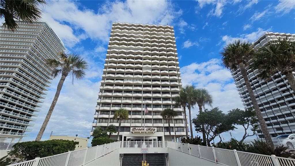 2900 N ATLANTIC AVENUE 305 photo 1
