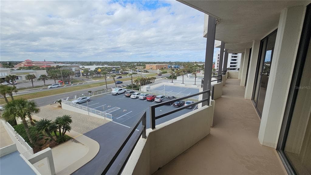2900 N ATLANTIC AVENUE 305 photo 10