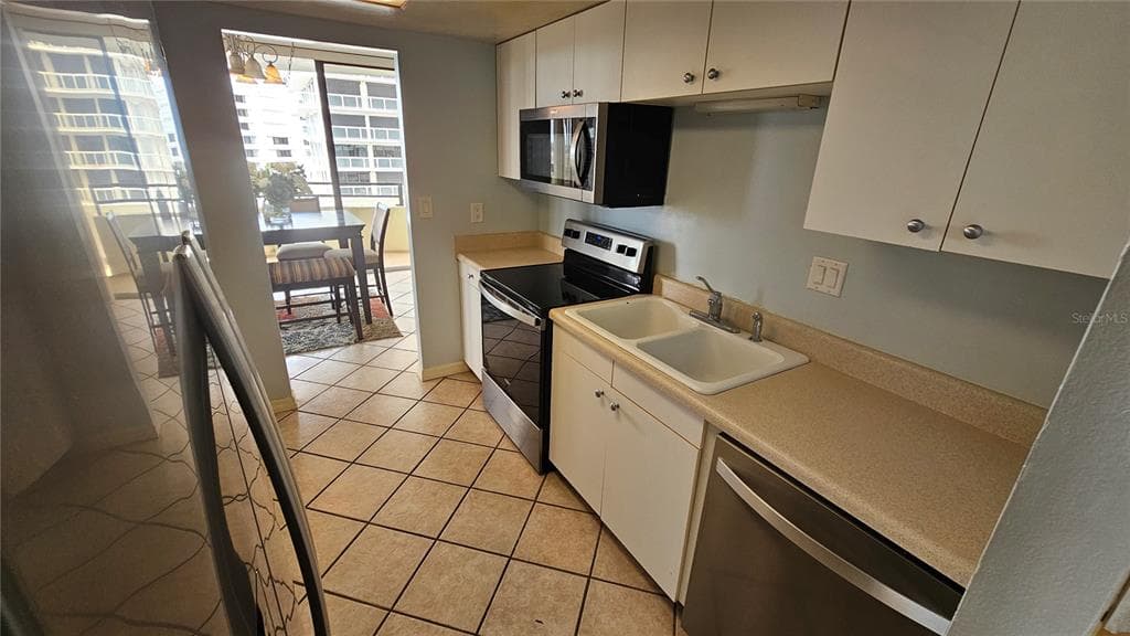 2900 N ATLANTIC AVENUE 305 photo 15