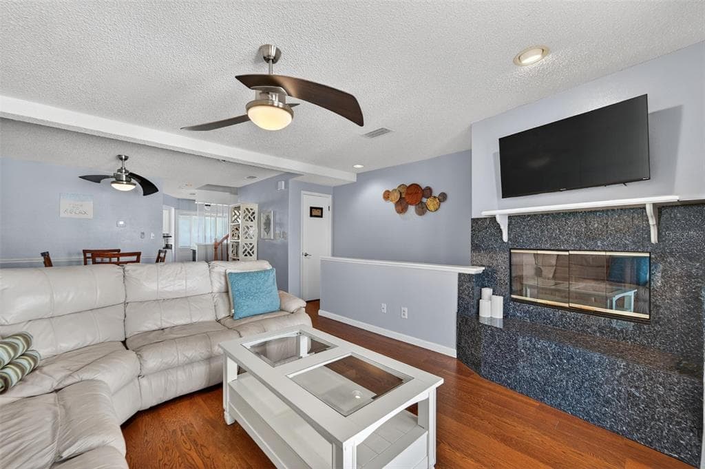 17960 GULF BOULEVARD 104 photo 17