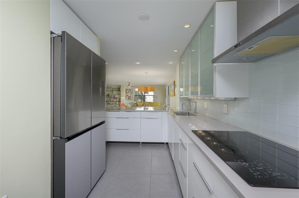 5780 MIDNIGHT PASS ROAD 210 photo 18