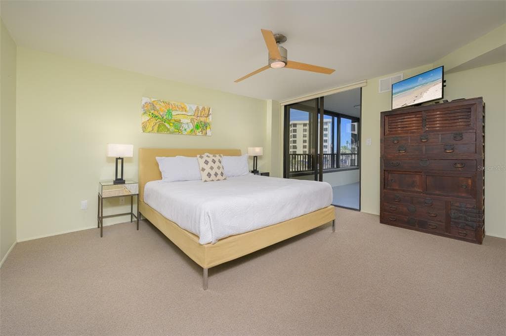 5780 MIDNIGHT PASS ROAD 210 photo 19