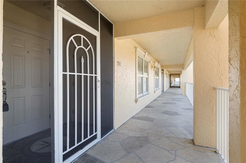 101 N MARION COURT 221 photo 14