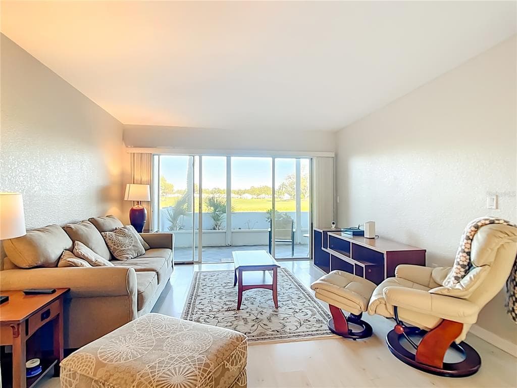404 CERROMAR CIRCLE N 115 photo 5