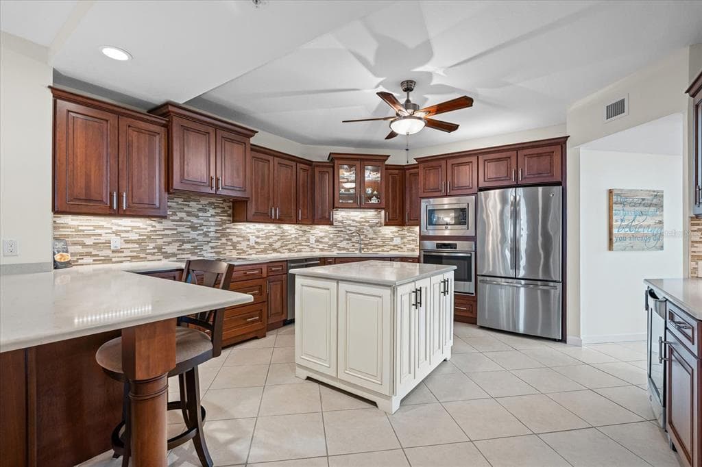 1260 DOLPHIN BAY WAY 404 photo 6