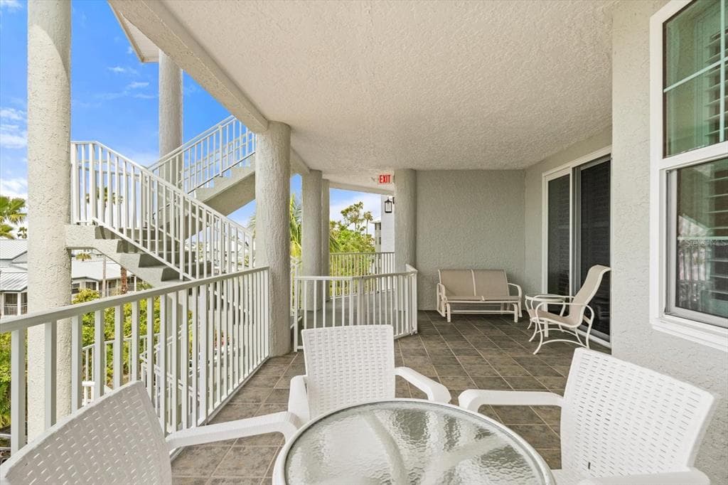 1260 DOLPHIN BAY WAY #404 4