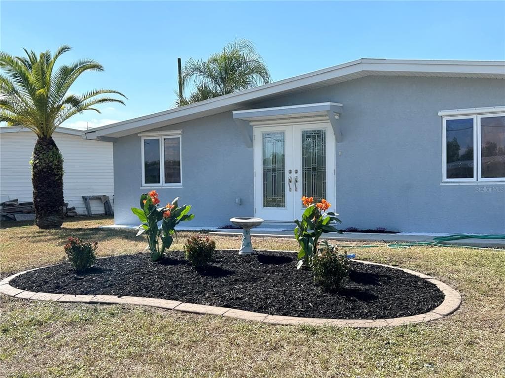 4127 GARDNER DRIVE photo 3