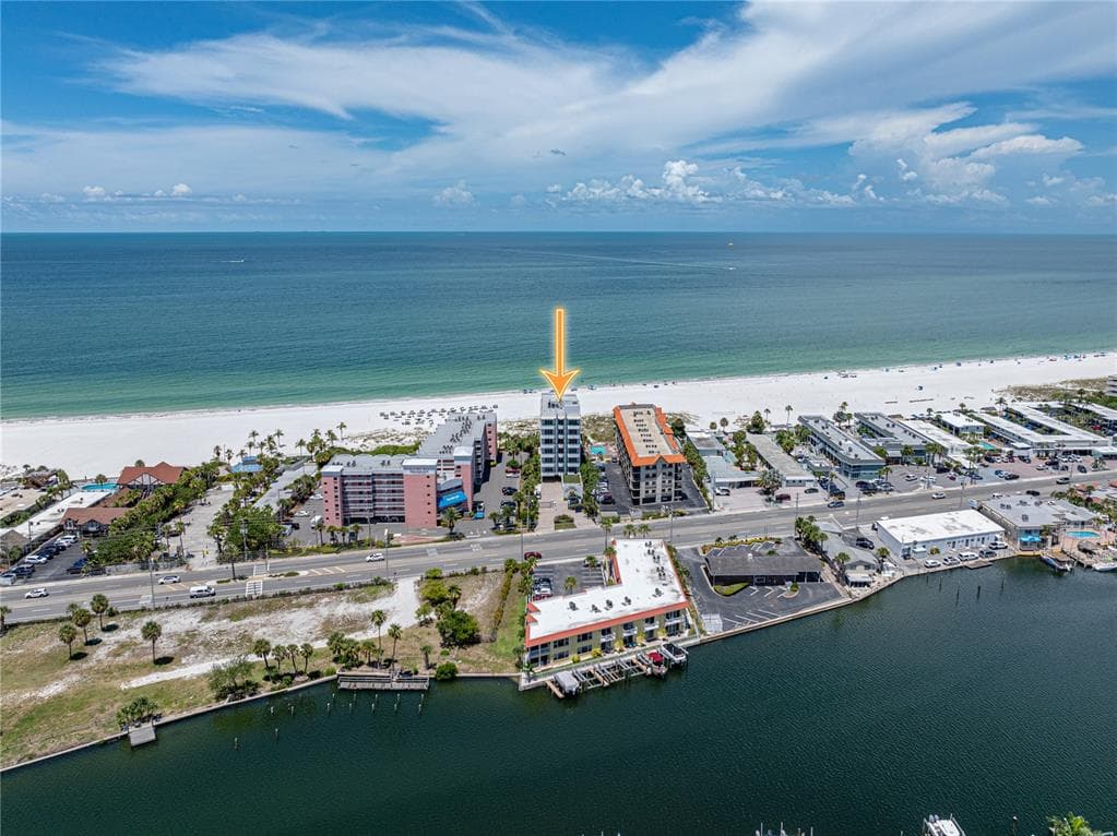 3910 GULF BOULEVARD 400 photo 3