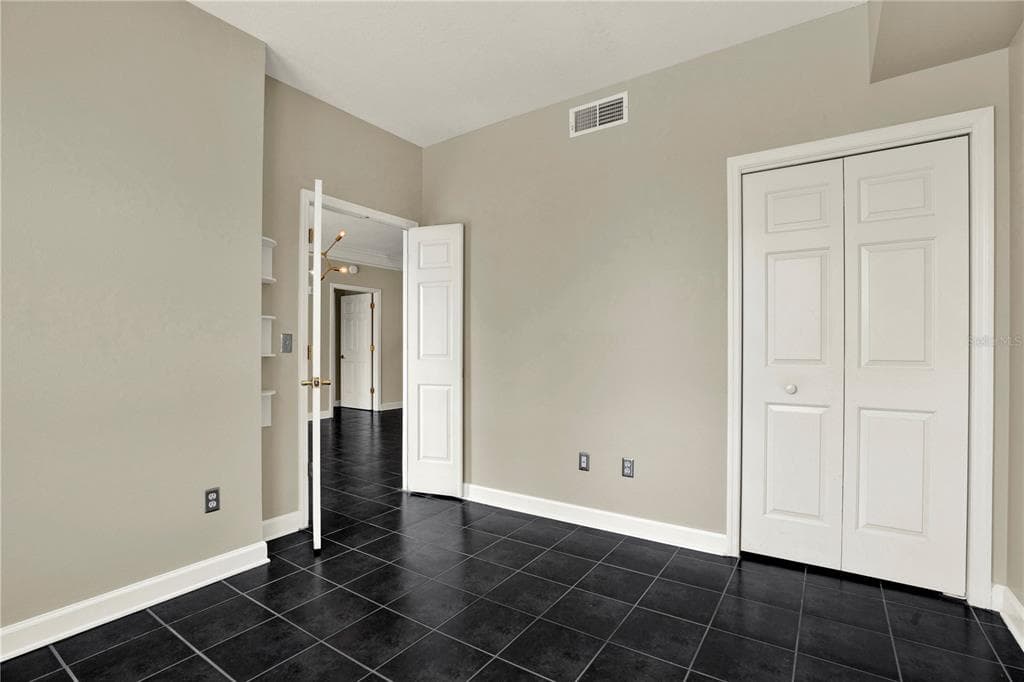 345 BAYSHORE BOULEVARD 310 photo 17
