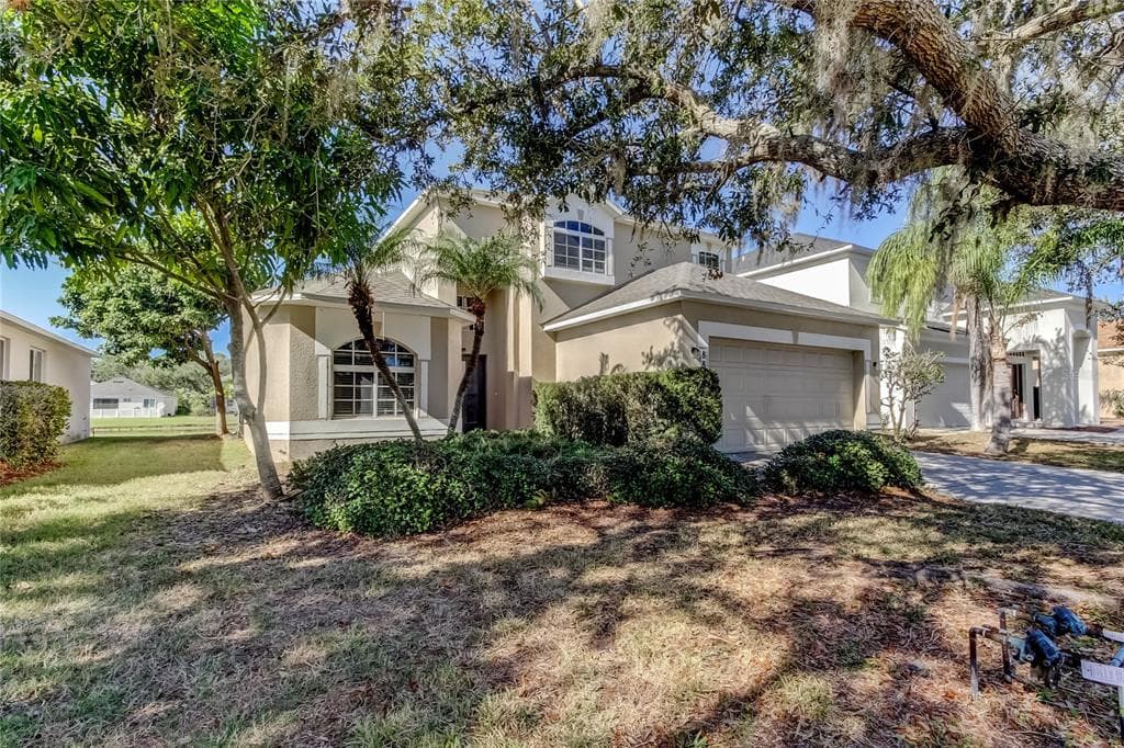 8813 FOUNDERS CIRCLE photo 3