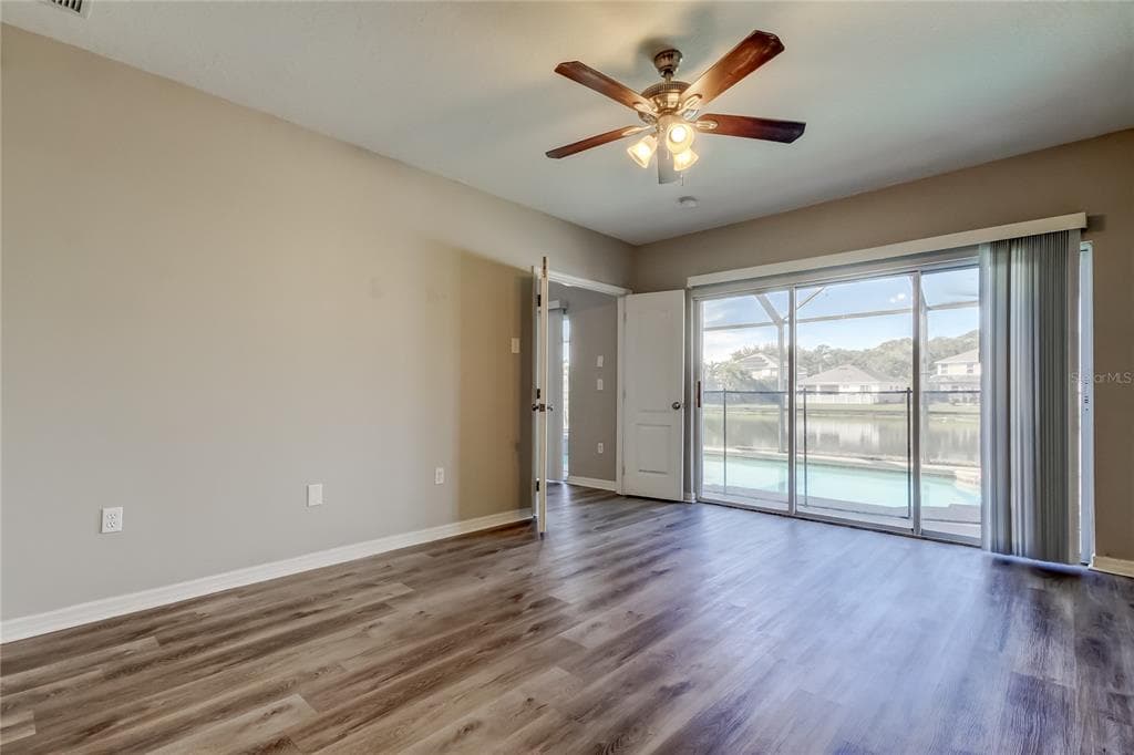 8813 FOUNDERS CIRCLE photo 20
