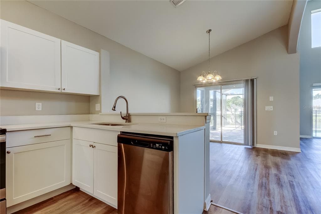8813 FOUNDERS CIRCLE photo 14