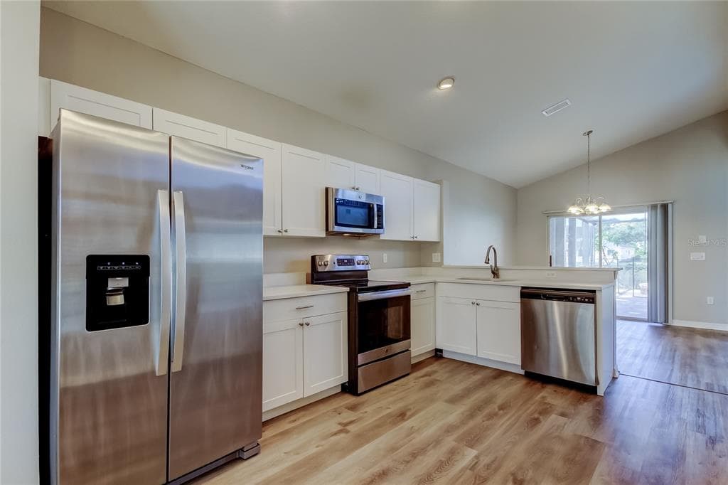 8813 FOUNDERS CIRCLE photo 15