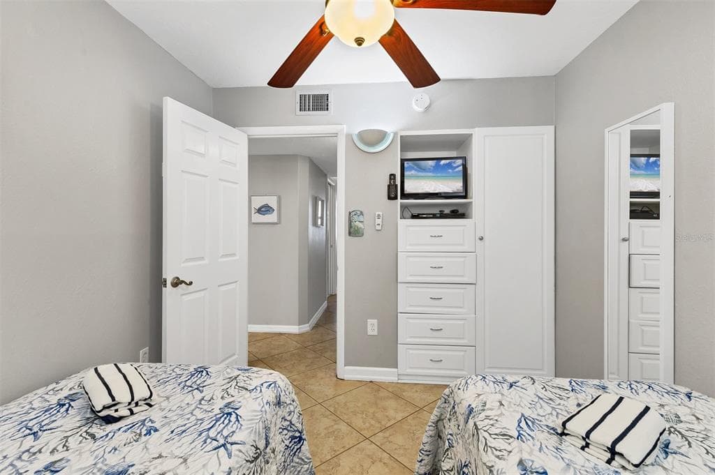 4621 GULF OF MEXICO DRIVE 10D photo 9