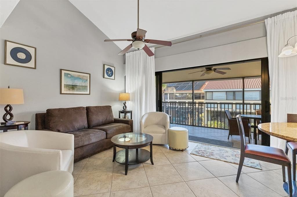 4621 GULF OF MEXICO DRIVE 10D photo 15