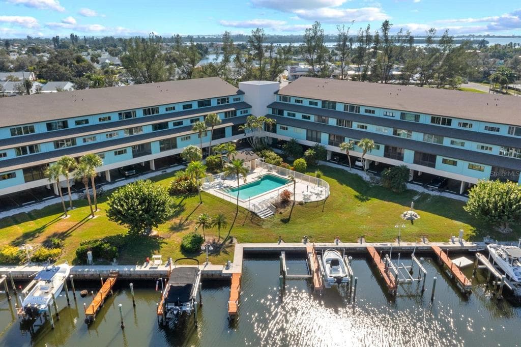 9604 CORTEZ ROAD W #136 3