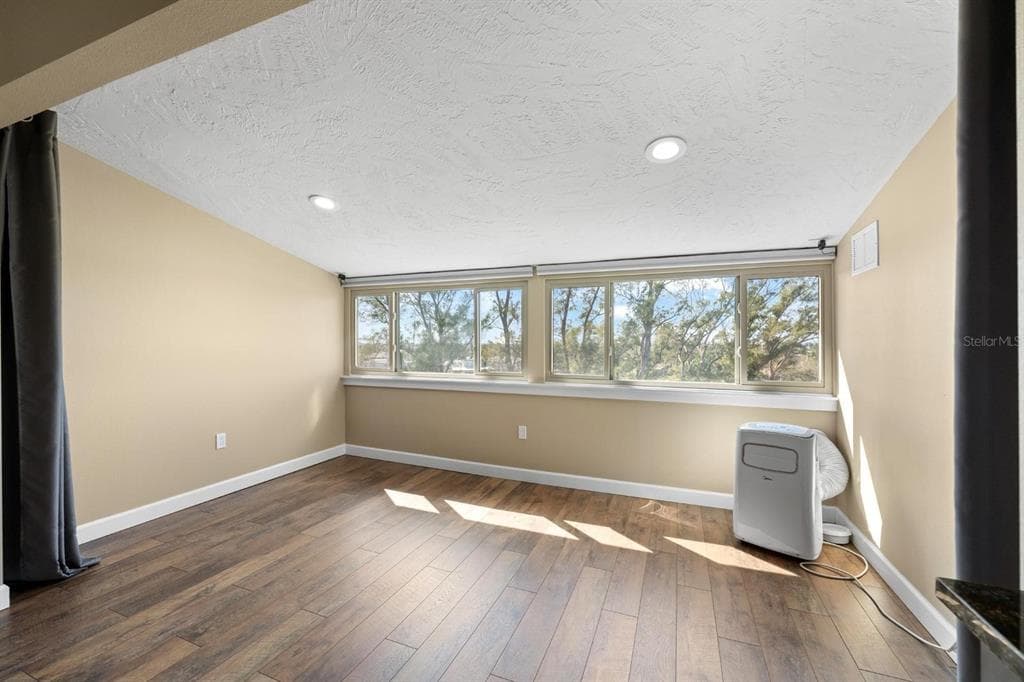 9604 CORTEZ ROAD W 136 photo 21