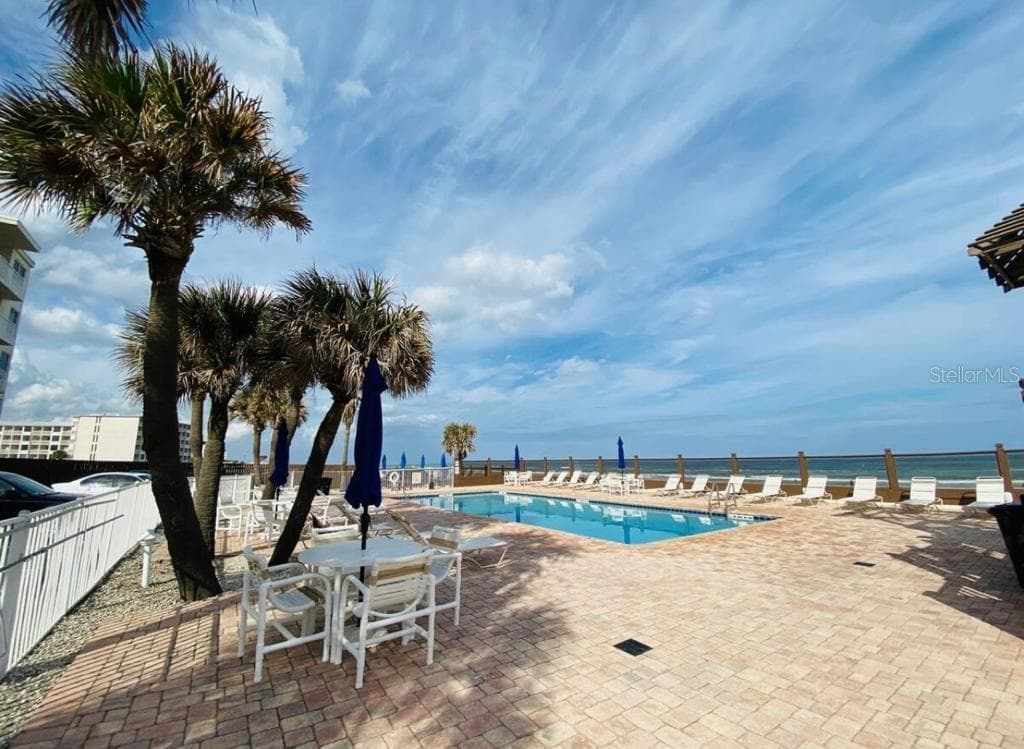 1233 S ATLANTIC AVENUE 3160 photo 19