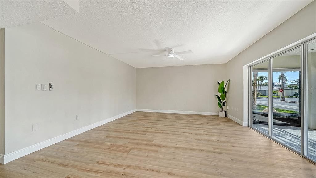101 WHISPERING SANDS DRIVE 107 photo 13