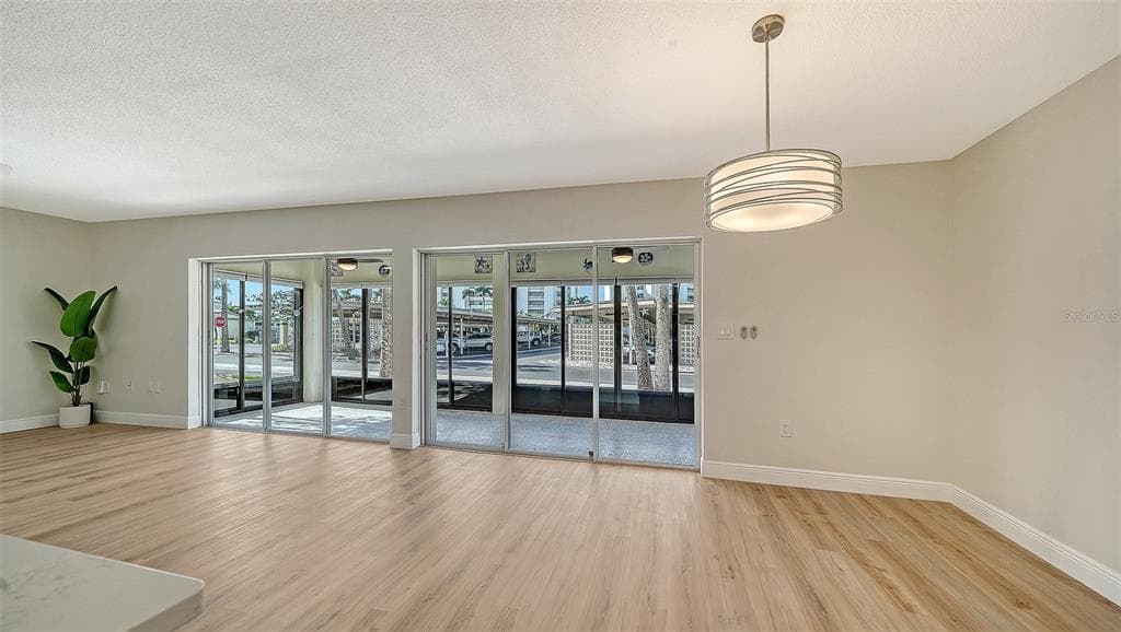101 WHISPERING SANDS DRIVE 107 photo 11