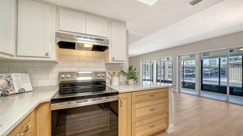 101 WHISPERING SANDS DRIVE 107 photo 25