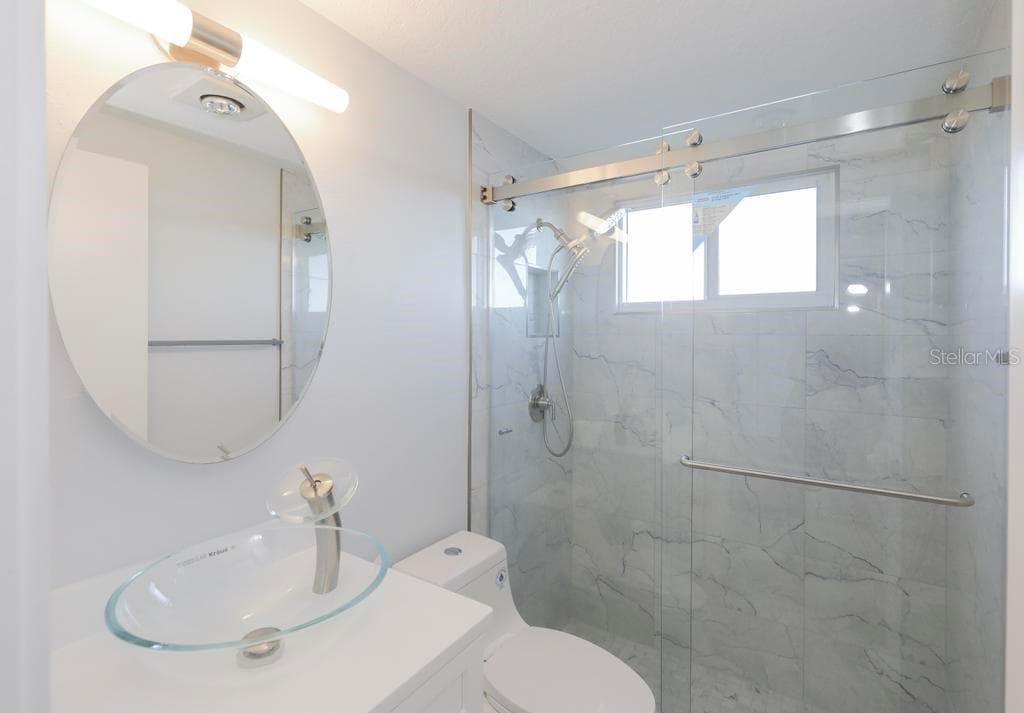 5 GATESHEAD DRIVE 107 photo 16