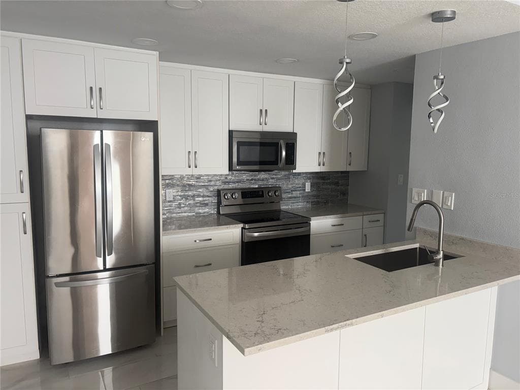 440 S GULFVIEW BOULEVARD 1004 photo 10