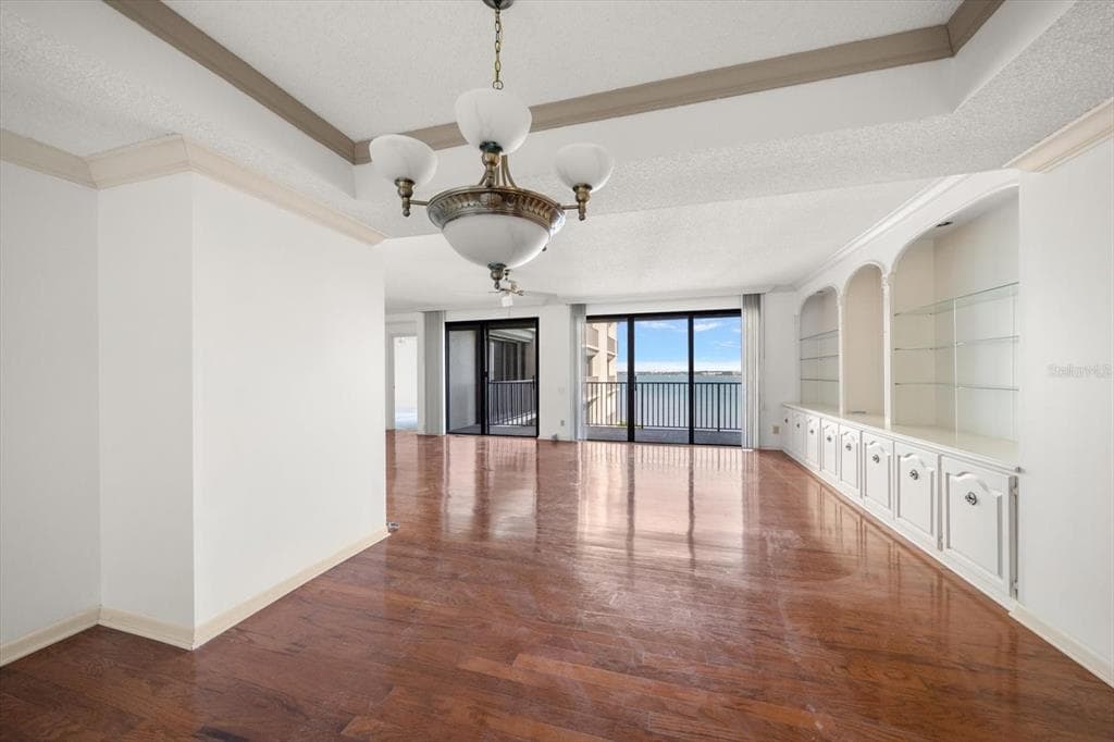 1501 GULF BOULEVARD 604 photo 7