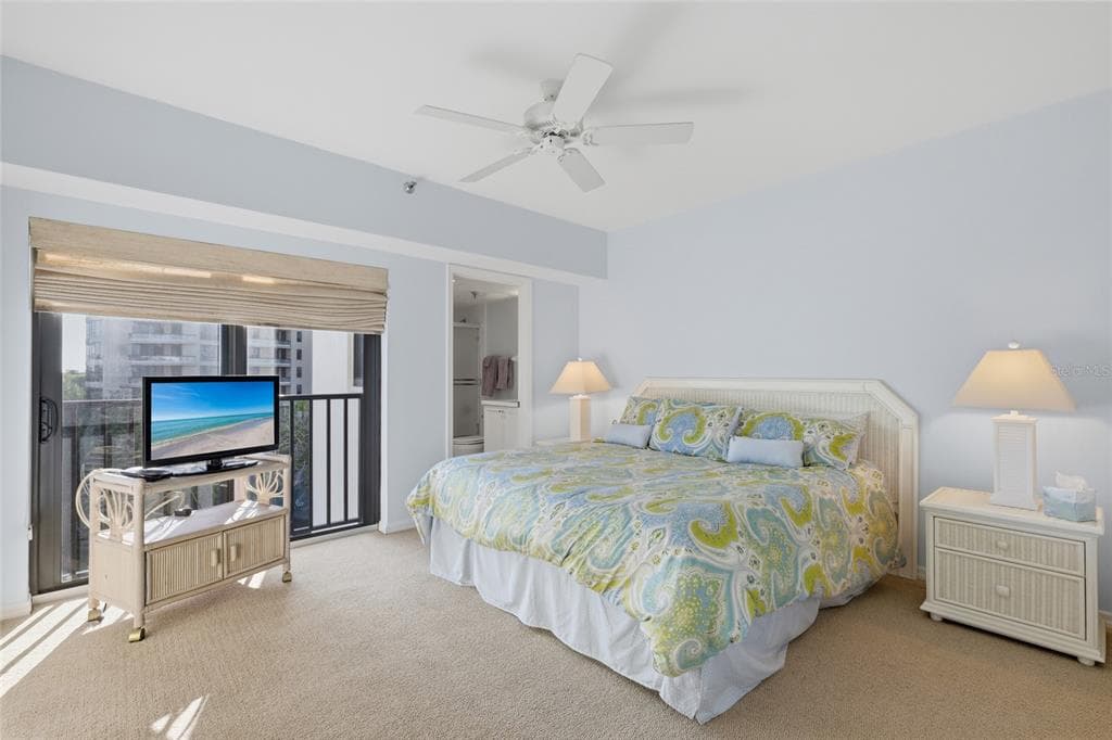 1425 GULF OF MEXICO DRIVE 408 photo 9