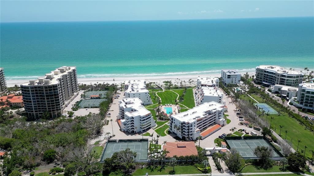 1425 GULF OF MEXICO DRIVE 408 photo 4