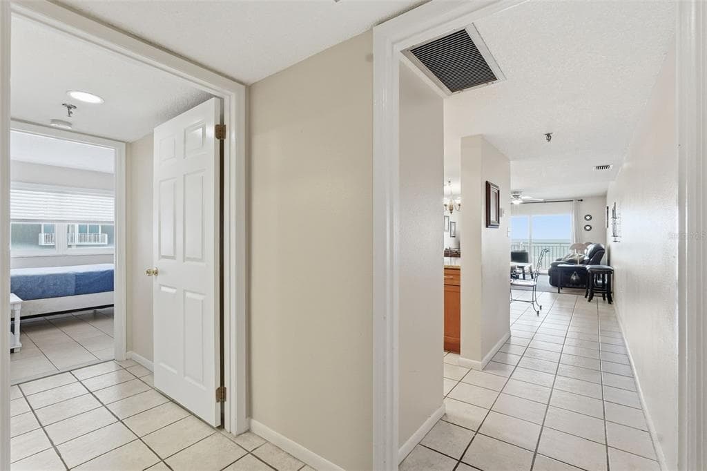 17450 GULF BOULEVARD 104 photo 16