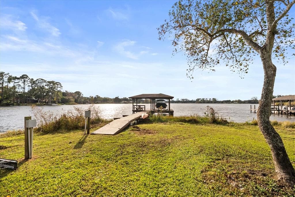 4512 BRIDGEWATER DRIVE 3