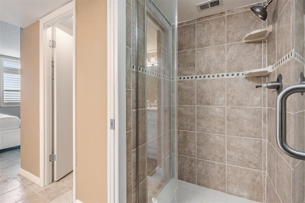 2620 COVE CAY DRIVE 601 photo 20