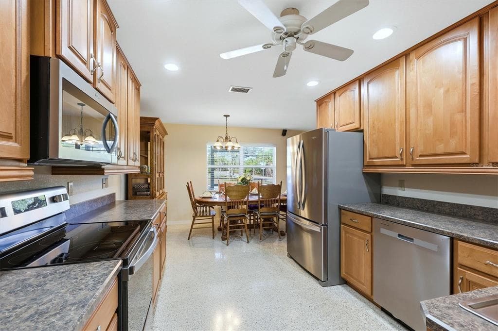 3492 DISCOVERY DRIVE photo 14