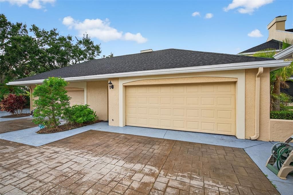 13734 MARSEILLES COURT photo 23