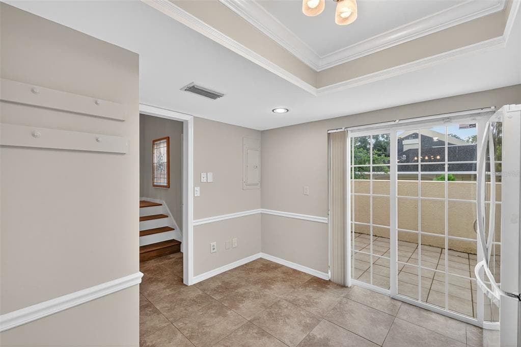 13734 MARSEILLES COURT photo 7