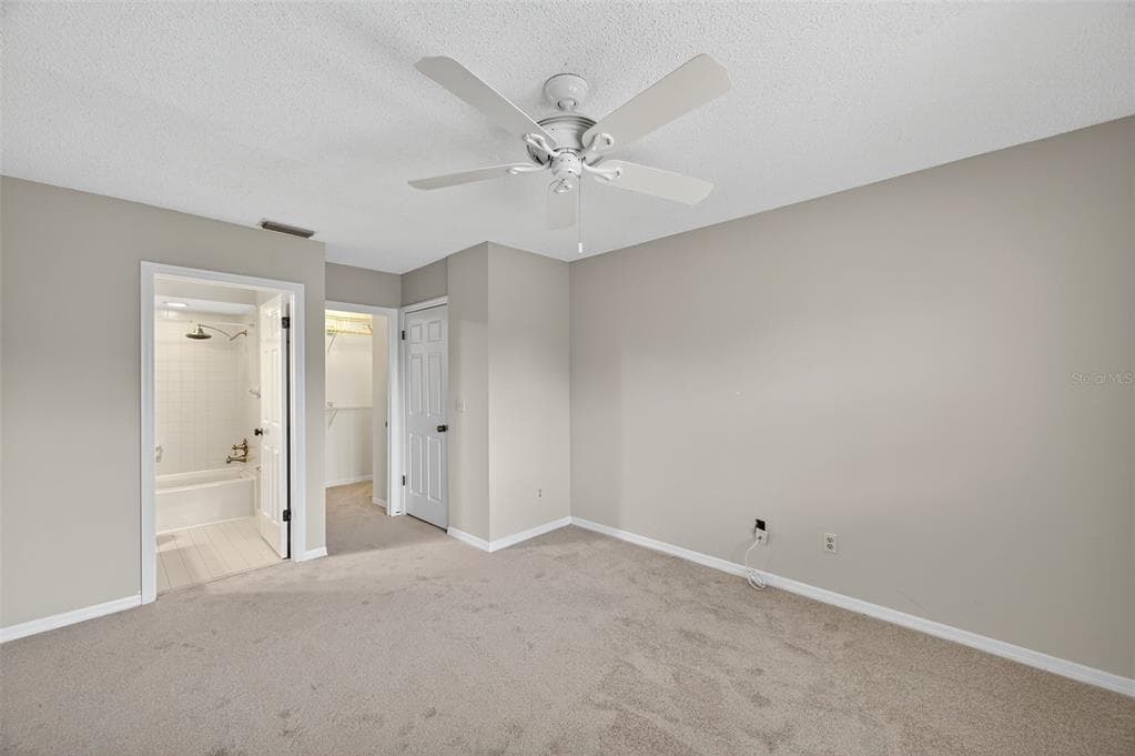 13734 MARSEILLES COURT photo 18