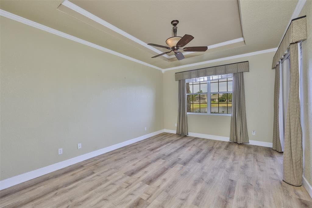 1324 EMERALD DUNES DRIVE photo 23